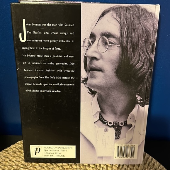 Parragon Publishing JOHN LENNON: UNSEEN ARCHIVES Marie Clayton & Garett Thomas - Picture 4 of 4
